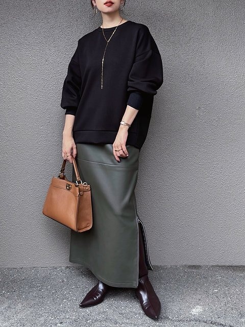 スウェット×スカートコーデ2