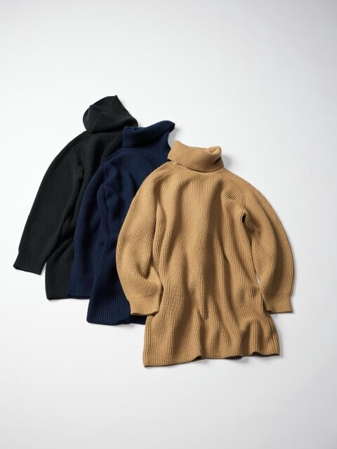 2025冬ユニクロ女性ニットミニワンピース