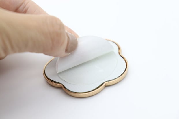 ダイソー　スマホミラー（フチビジュー）　シール