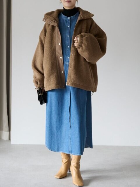 大人かわいいカジュアルコーデ 2025冬大人女性ボアブルゾン大人かわいいカジュアルコーデ