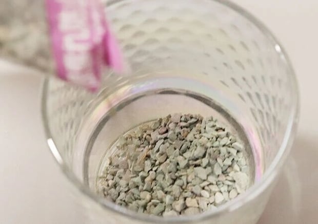 根腐れ防止ゼオライト　ダイソー　園芸