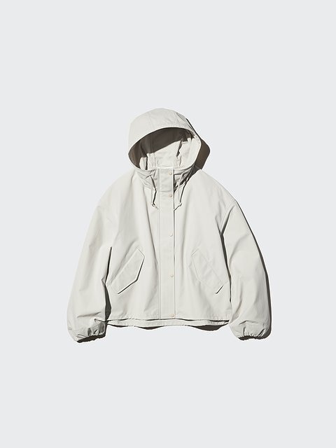 ユニクロのコットンブレンドショートパーカ