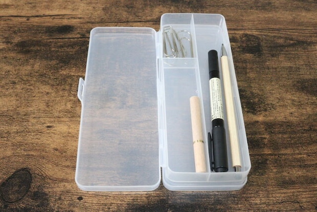 ダイソー両面ペンケース仕切り