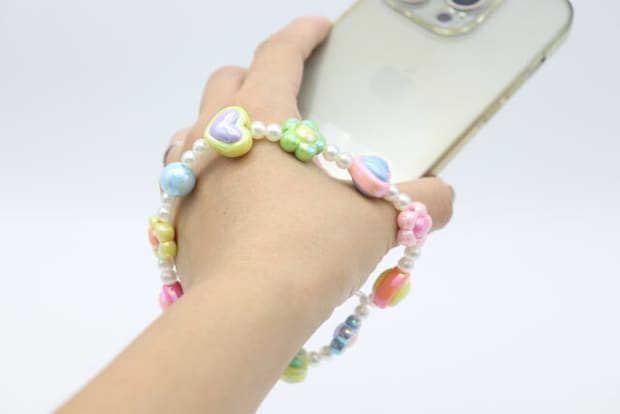 ストラップ（ポップビーズ、シート付き）　使用例