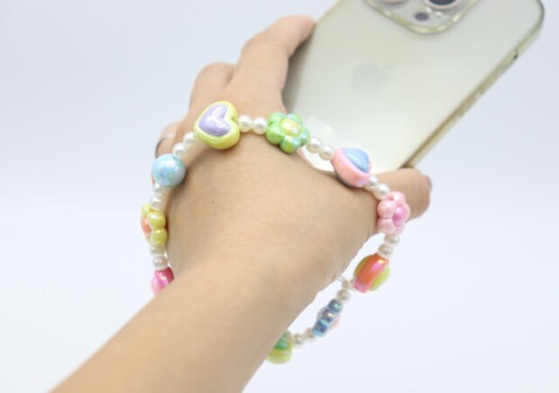 この可愛さはズルいわ♡見つけたら即カゴへ！200円に見えない韓国っぽストラップ