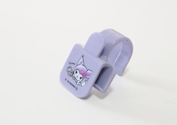 今までありそうでなかった!嬉しい機能が付いた100均便利ホルダー