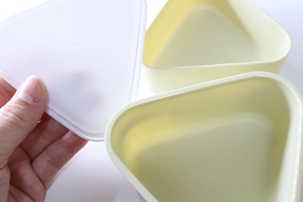 2段おにぎり弁当箱 凹凸加工 2段おにぎり弁当箱 凹凸加工