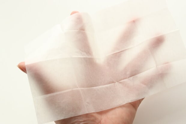 モニタークリーニングティッシュ(16枚) サイズ感 モニタークリーニングティッシュ(16枚) サイズ感