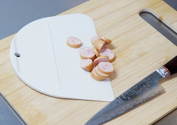 ダイソー　キッチンスクレーパー　