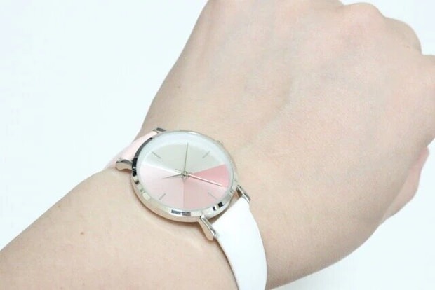 ダイソー　レディースウォッチ