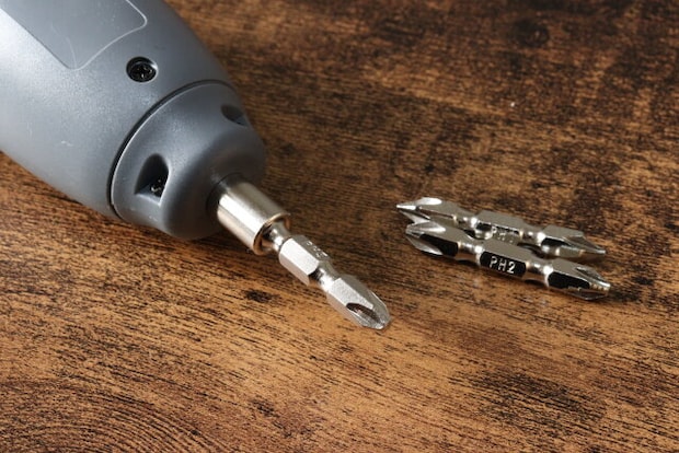 電動ドライバー用ビット（＃1、＃2、＃3、45mm、3本）　取り付け