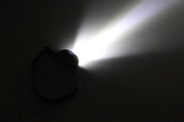 ダイソー　センサー付きLEDヘッドライト