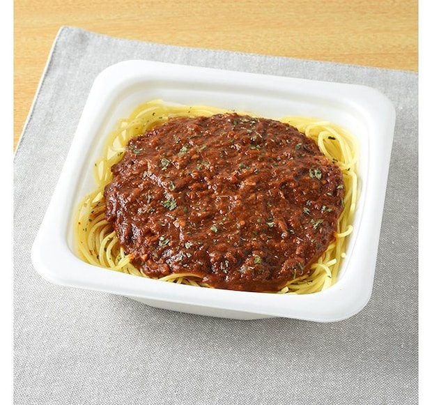 ファミリーマート　ファミマ　落合務シェフ監修　ファミマ・ザ・ミートソース