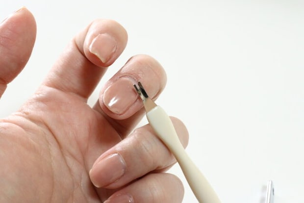 ダイソーのネイルケアセット（4個）の甘皮カッター