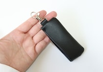 もう玄関先でもたつかない！サッと取り出せる100均キーホルダー