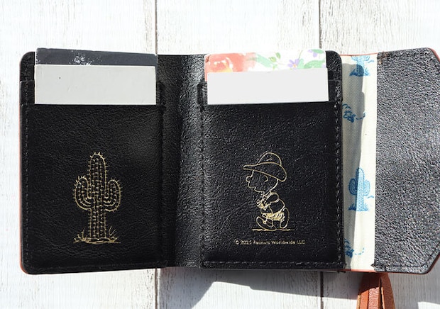 宝島社 ムック付録 SNOOPY YEAR OF THE HORSE MINI WALLET 宝島社ムック付録のSNOOPYのYEAR OF THE HORSE MINI WALLET4
