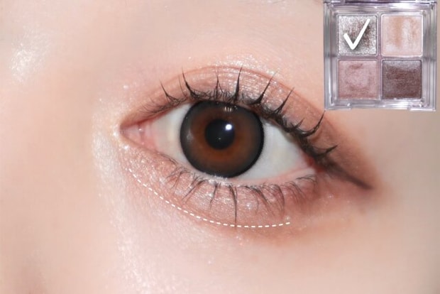 ⑥ラメを目頭～涙袋の中心に塗り、涙袋の影を描きます