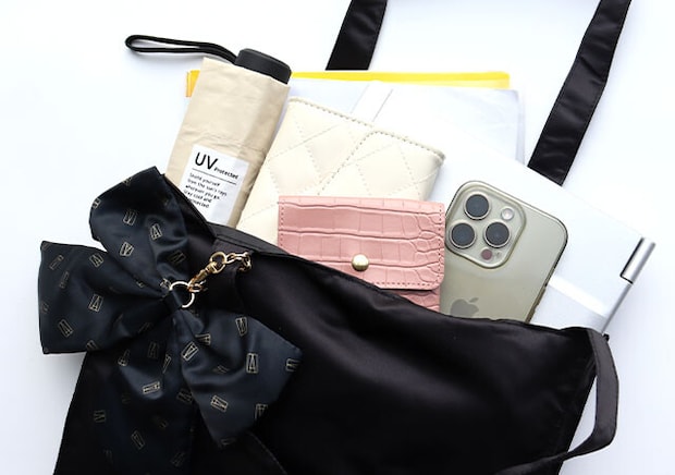 sweet史上最高にイケてる付録かも！有名ブランドの華やかバッグセット＆バズリップ