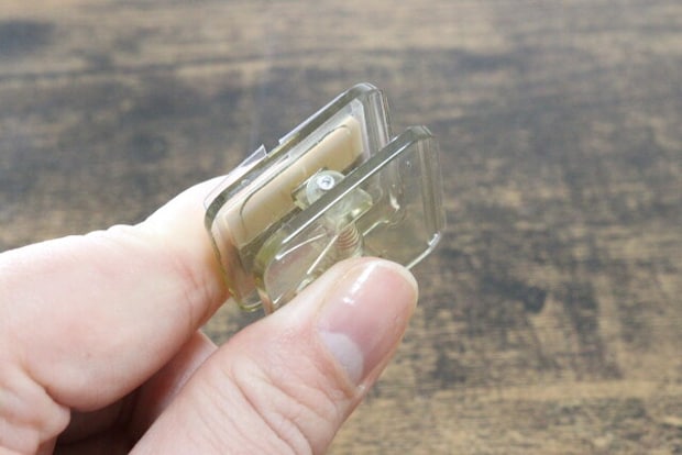 クリップ付箋（グレージュ系、2色×30枚）　クリップ部分