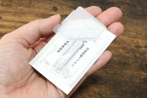 セリア サンプルコスメクリップ3P C セリアのサンプルコスメクリップの使用例