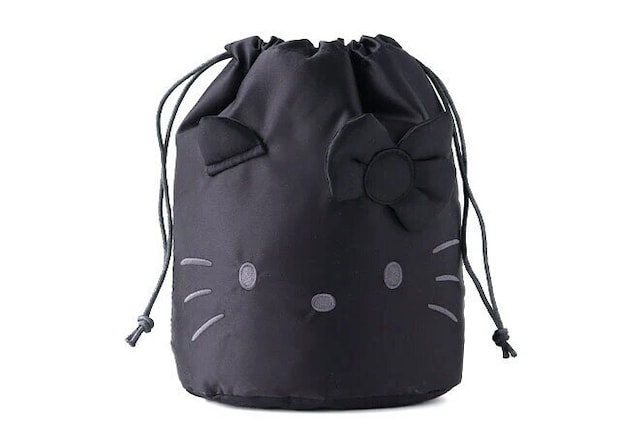 HELLO KITTY［ハローキティ］光沢感がシックなフェイス巾着ポーチ