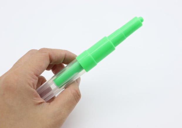 100均で見つけたペンにあることをすると？「なにコレ？！すご～！！！」大人もついハマる文具