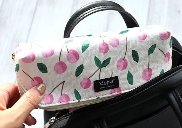 『素敵なあの人』2月号の付録はkippisの超優秀マルチケースバッグにIN 『素敵なあの人』2月号の付録はkippisの超優秀マルチケースバッグにIN