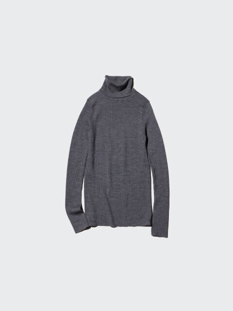 2025ユニクロ女性おすすめグレーニットメリノリブタートルネックセーター