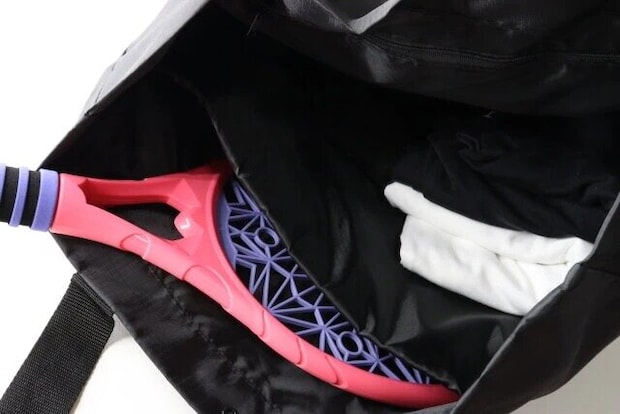 ダイソー　クッション入トートバッグ（テニスラケット）