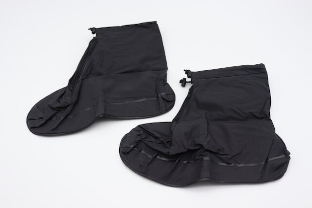 ダイソー シューズカバー(黒、28cm) ダイソーのシューズカバー(黒、28cm)