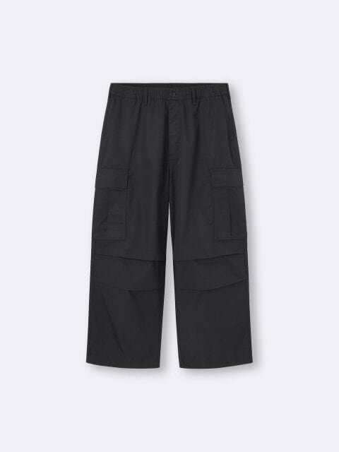 スーパーワイドカーゴパンツ 2025gu大人女性おすすめ黒スーパーワイドカーゴパンツ
