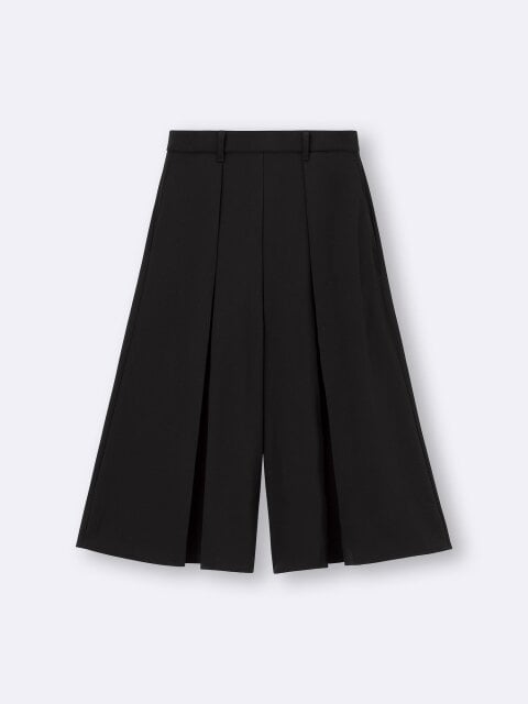 ドレープキュロッツ 2025gu大人女性おすすめ黒ドレープキュロッツ