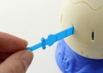 ダイソーさんこれって…？！あの有名なおもちゃのそっくりさん！200円とは思えない商品