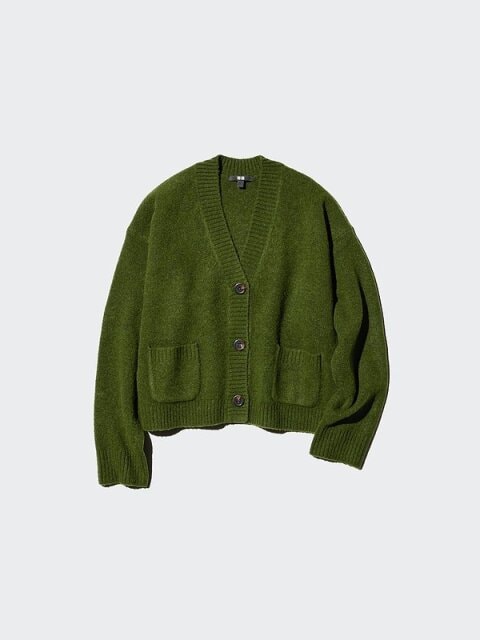 ユニクロのスフレヤーンショートカーディガン