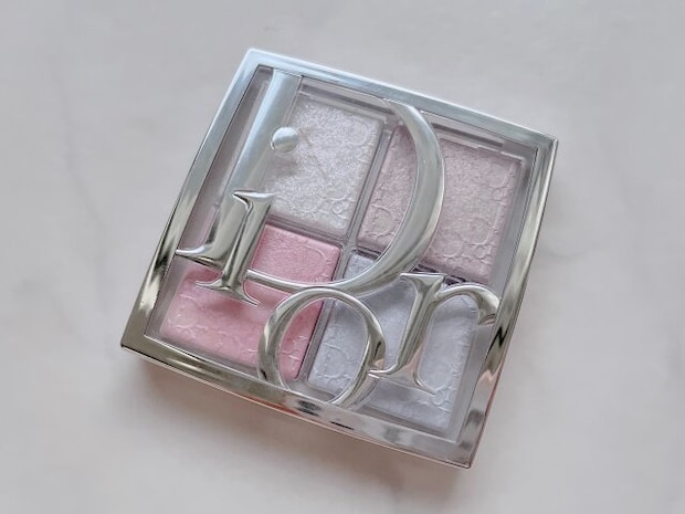 DIOR バックステージ グロウ マキシマイザー パレット 002 フロステッドオパールグロウ