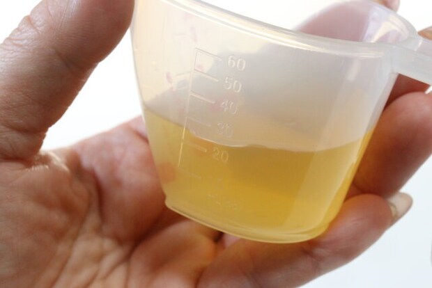 上から量れる耐熱計量カップ（60mL）　横に目盛り