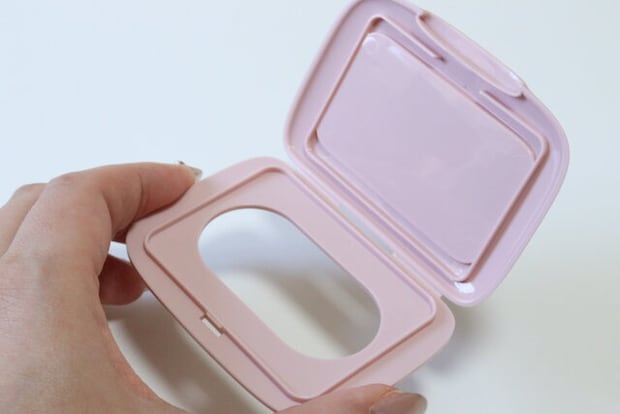 ウェットシートのフタ ミニ レンチキュラー チェンジング（ハローキティ、ポチャッコ）　仕様