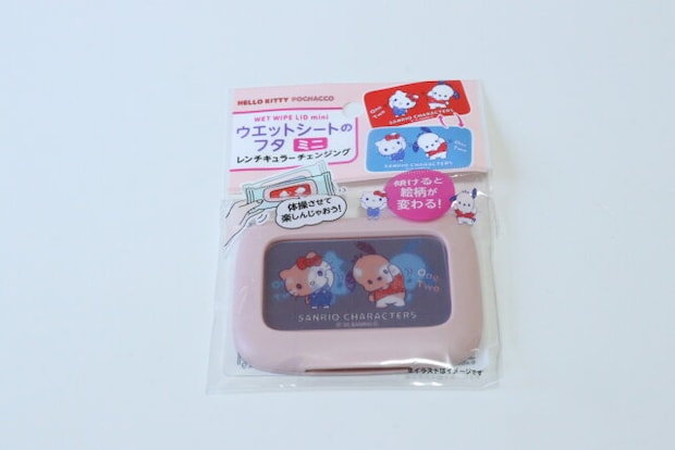 ウェットシートのフタ ミニ レンチキュラー チェンジング（ハローキティ、ポチャッコ）　パッケージ