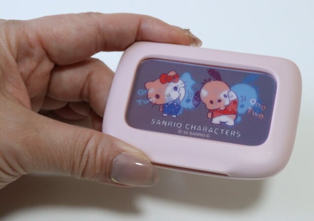 ダイソーで珍しいの見つけた！角度によって絵柄が変わる！可愛すぎるアレ専用のフタ