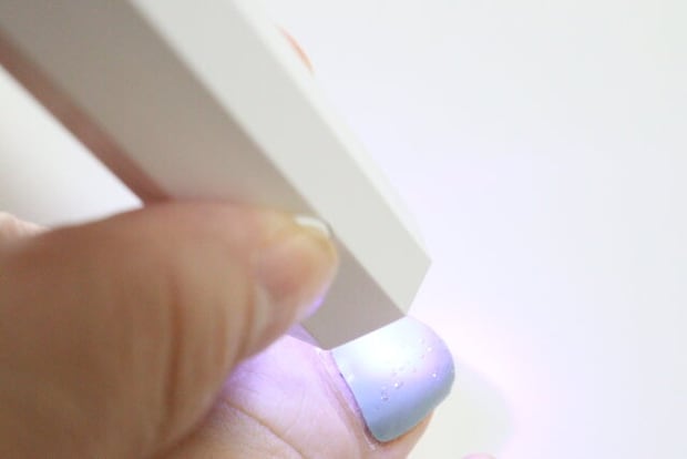 ワッツ　ジェルネイル用 UV＆LEDライト　ボタン　使用例