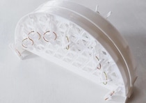 ダイソーにいいのあるじゃん！干す作業がめちゃ楽になる！ホムセンで買うと高そうなお得商品