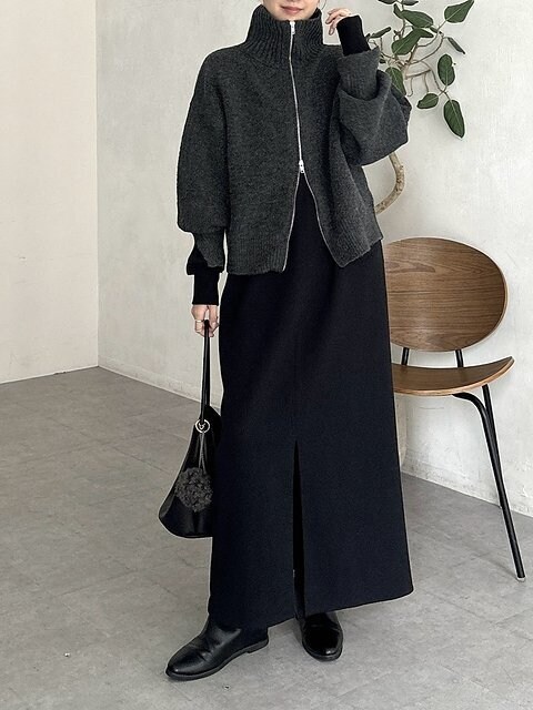 黒ワンピースコーデ4