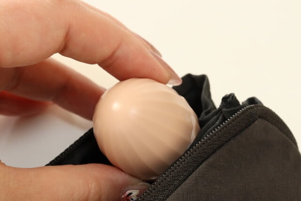 あぶらとりローラーPK　持ち運びやすい