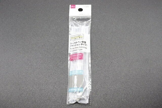 ダイソー　ツイストペン容器（クッションタイプ）　パッケージ