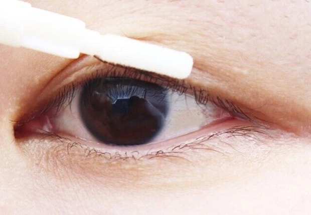 ダイソー　ツイストペン容器（クッションタイプ）