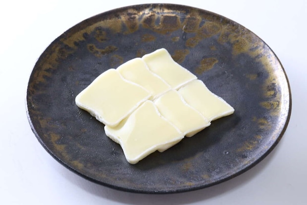 ダイソー　伍魚福　カマンベール　ひとくち　おつまみ