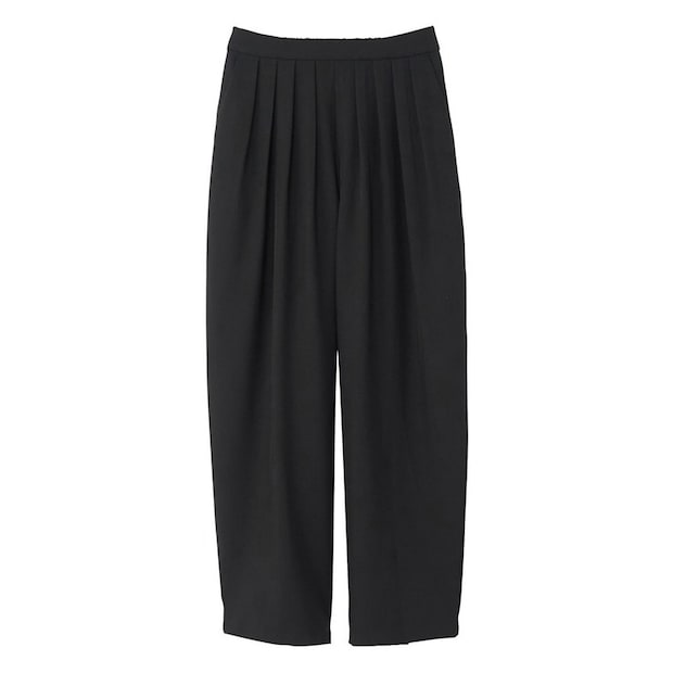 しまむらのタックパンツ（早川ちひろ）