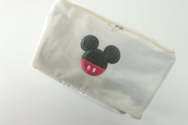 刺繍付収納ボックス、ファスナー付（ミッキーアイコン／ミニーアイコン）
