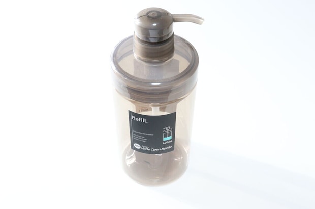 1dp広口ポンプボトル600ml丸アンバー　パッケージ