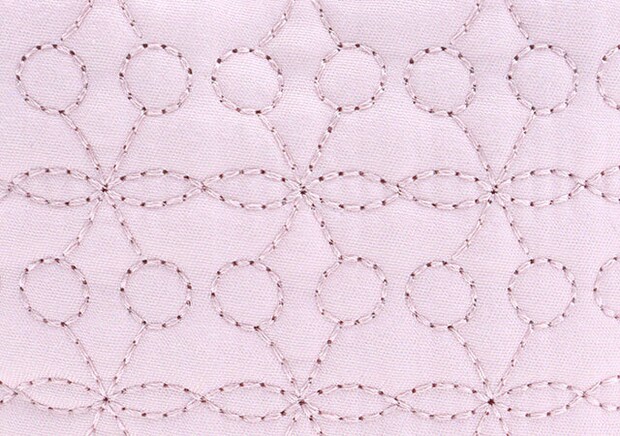 宝島社ムック付録のLiquemのきゅんとするチェリーポーチ3